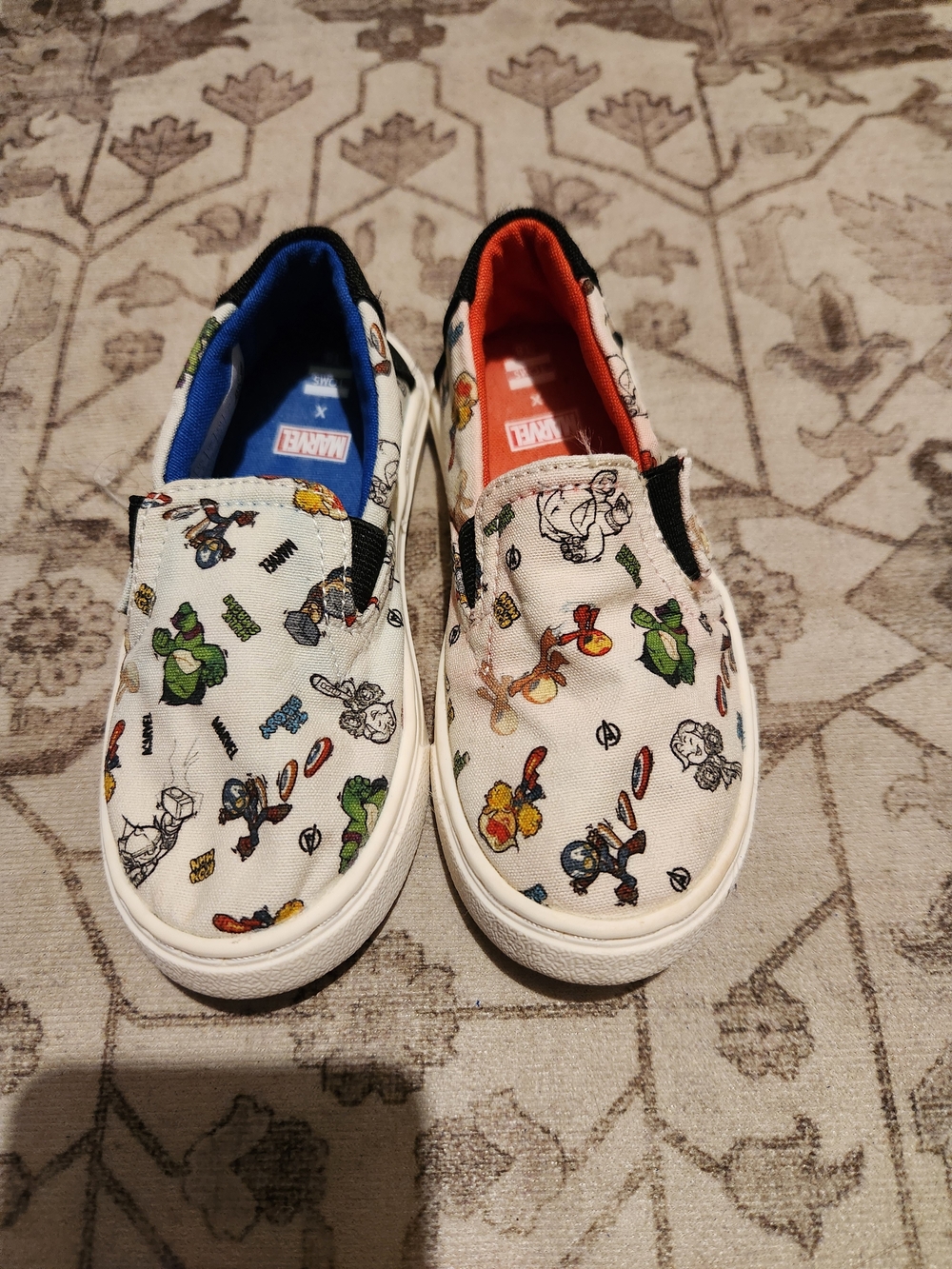 Toms Kids White Slip-On Sneakers with Blue & Red Linings